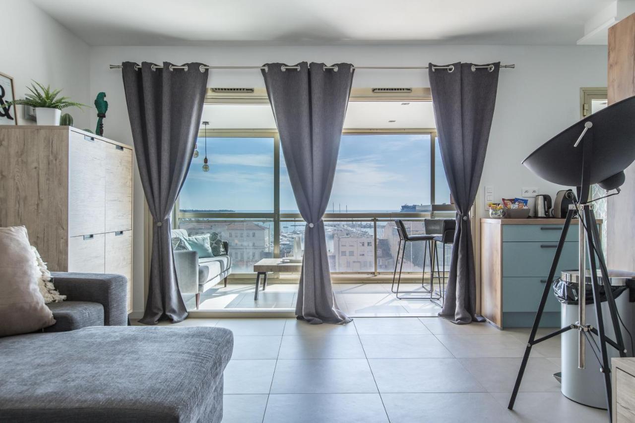 Lb Vacation Rentals I Admire Panoramic Ocean Views Through Walls Of Windows Cannes Dış mekan fotoğraf